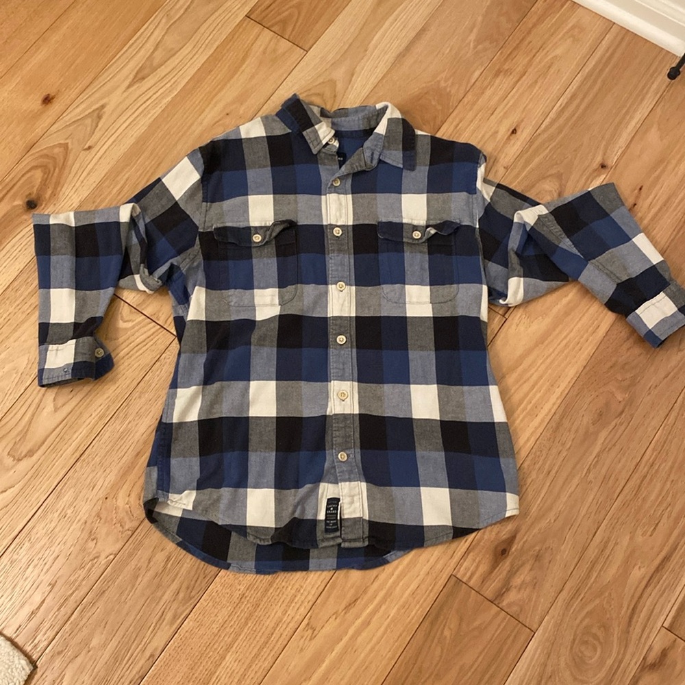 Men’s lucky brand, Saturday stretch, size medium plaid shirt
